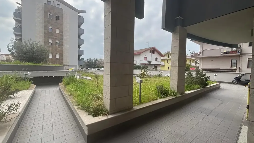 Garden - Attico with Panoramic View in Montesilvano
