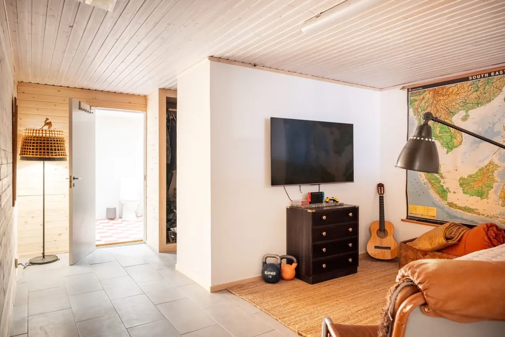 Camere da letto - Renovated 2-Storey House with Garden in Bellevue