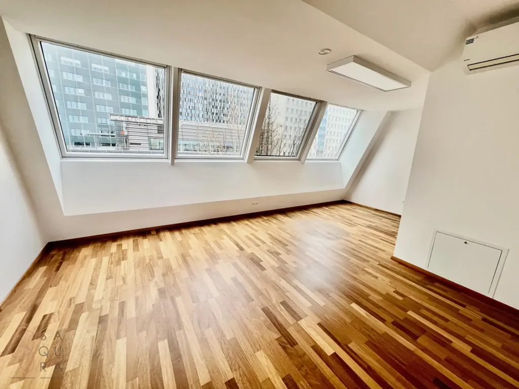 Toad - Penthouse Office with Panoramic Views in UNO-City