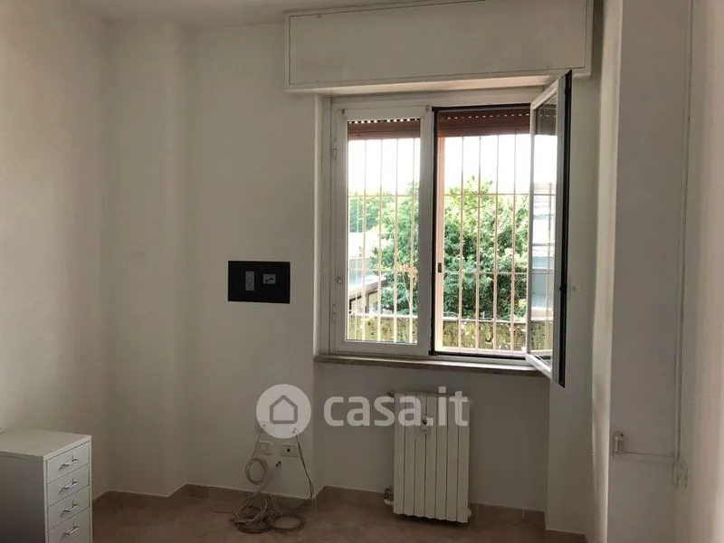 Office - Modern Studio with Balcony in Milan