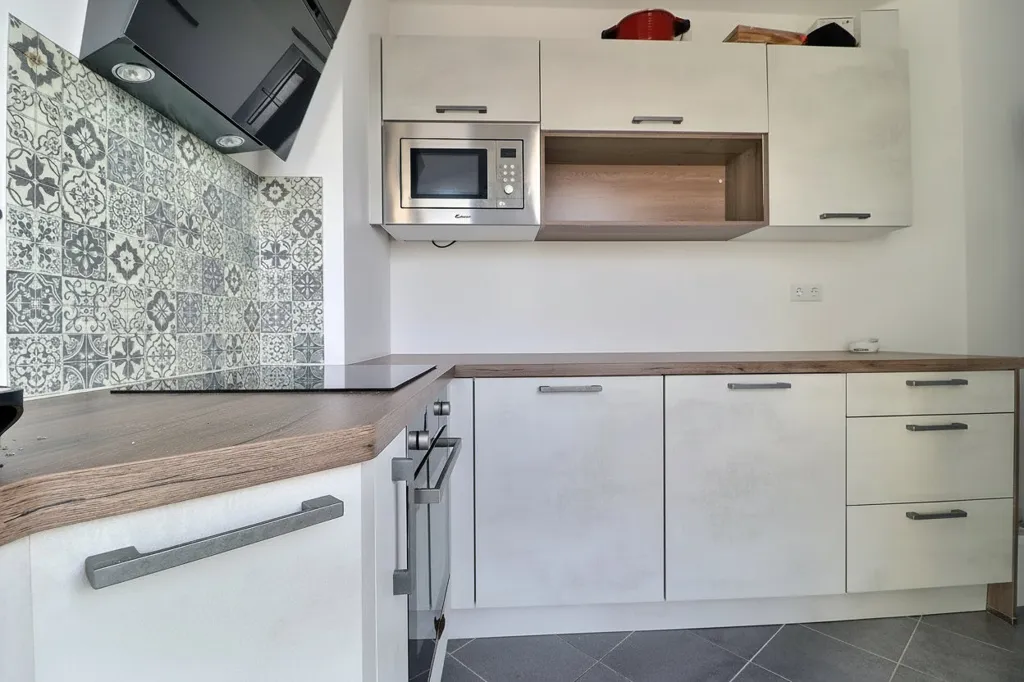 Cuisine - Appartement 4 Pièces avec Vue Tour Eiffel à Saint-Denis