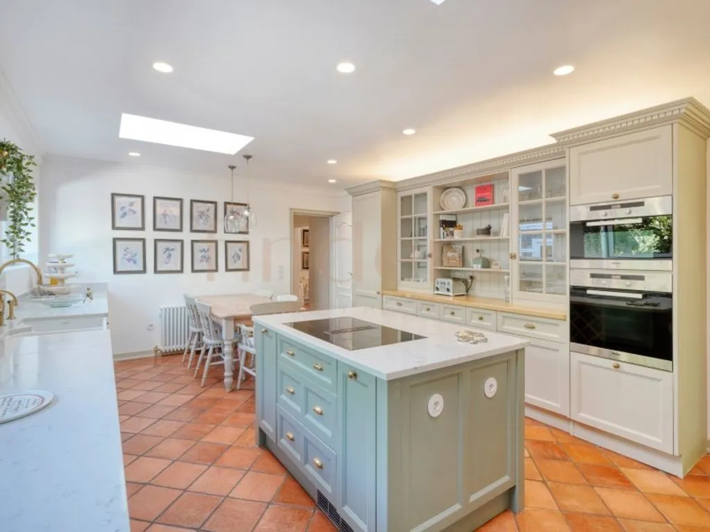 Cuisine - Luxury Villa with Pool in Birre, Cascais
