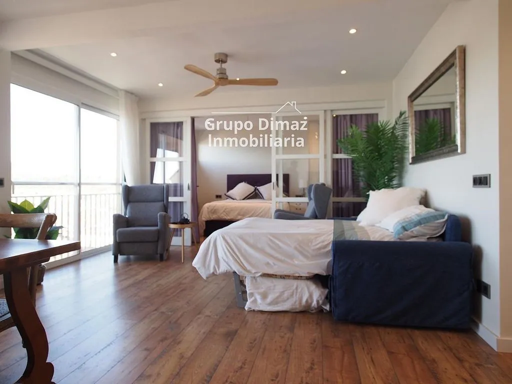 Chambres - Seafront Apartment with Balcony in Palamós
