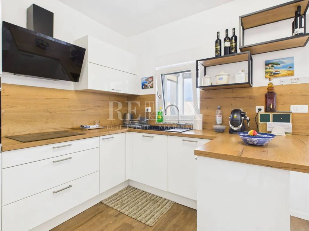 Cuisine - Two Apartments with Sea View in Crikvenica