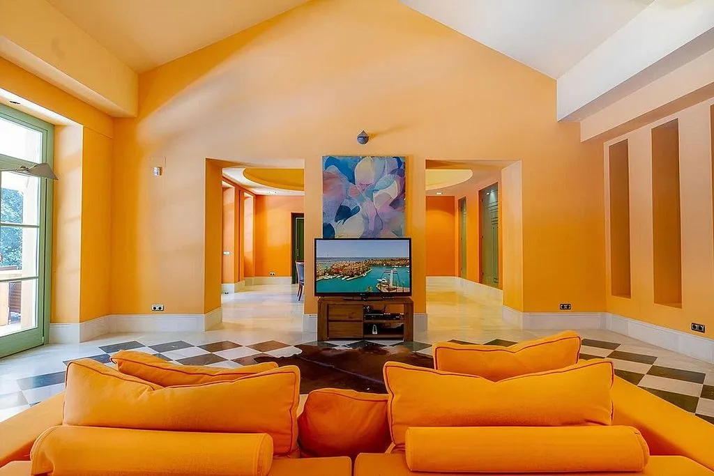 Séjour - Chalet with Pool and Golf View in San Roque