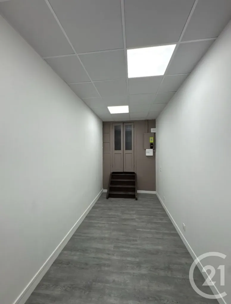Hallway - Professional Flat with Shared Waiting Room in Marseille 5th