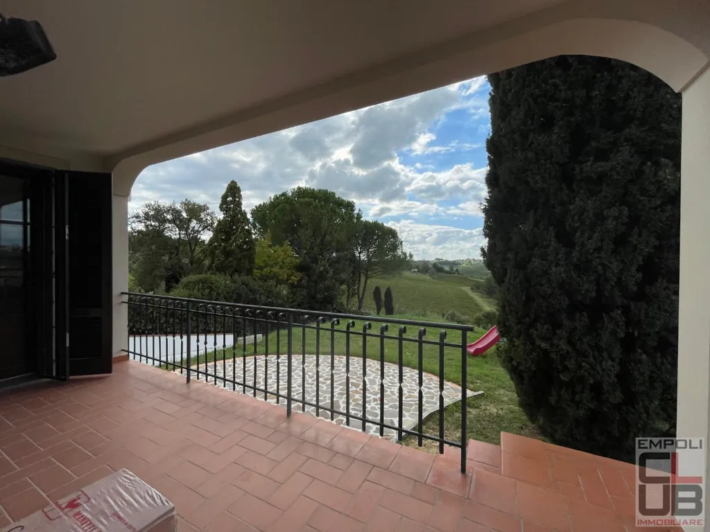 Terrass - Bifamiliar Villa with Garden in Cerreto Guidi