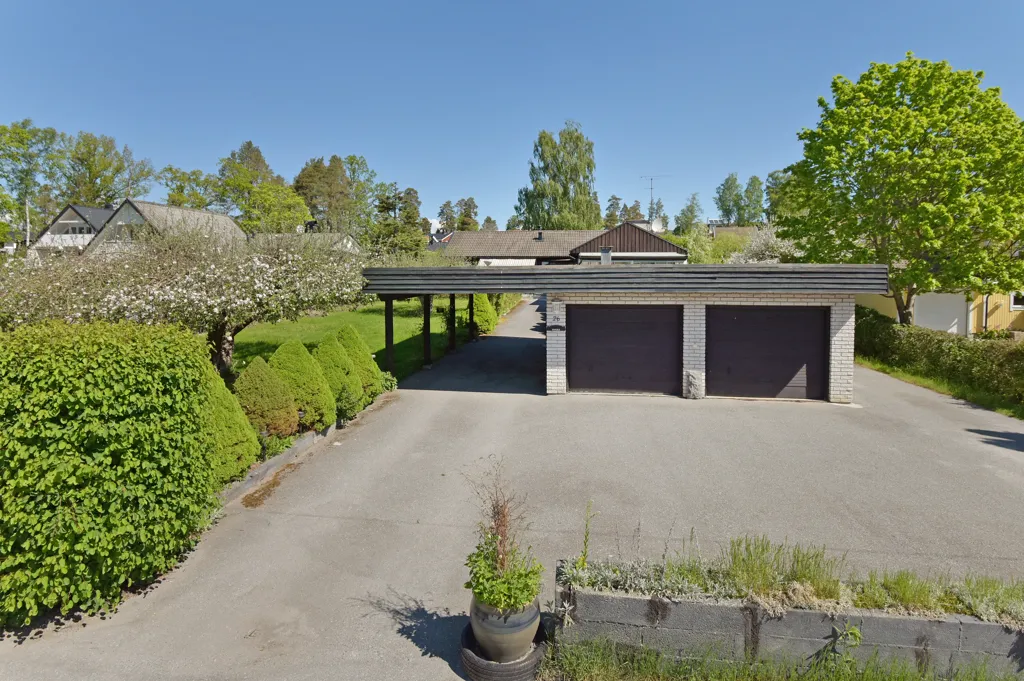 Extérieur - 60s Villa with Large Garden in Västra Jakobsberg