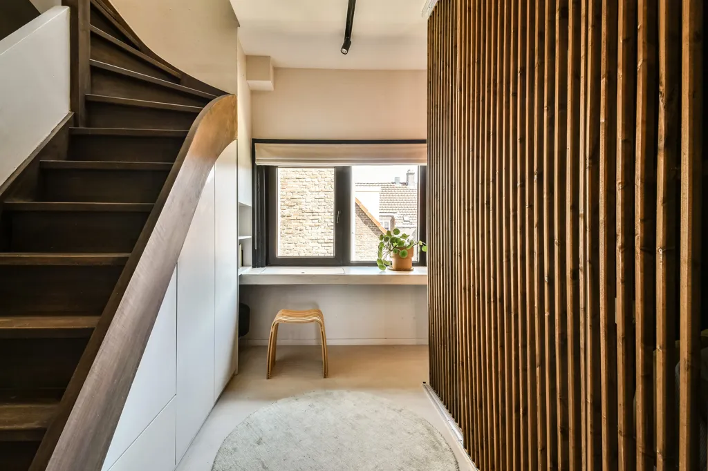 Toad - Corner Duplex with Skylights in De Pijp