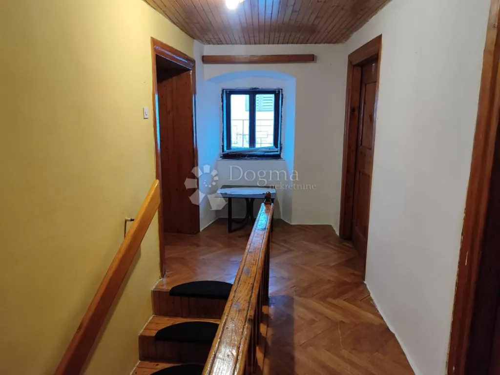 Pièces - Duplex in Trsat with Terrace, Rijeka