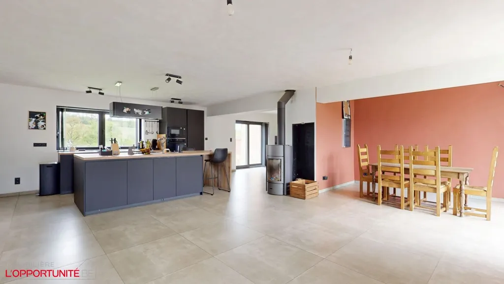 Kitchen - Renovated 3-Faced House in Romerée