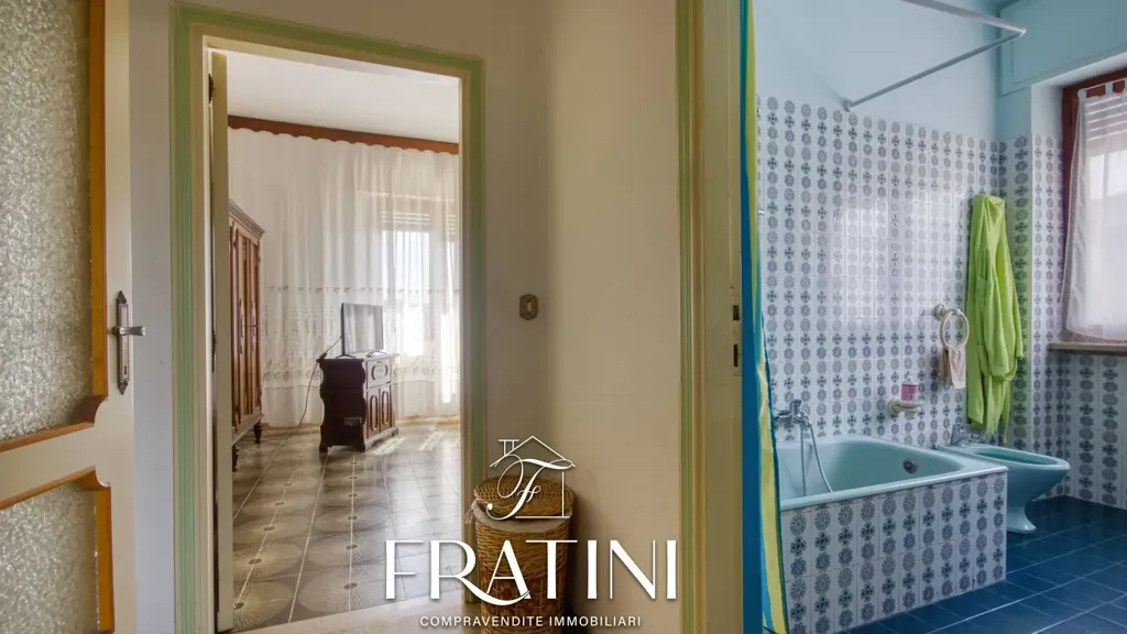 Bathrooms - Independent House with Panoramic Terrace in Sant'Egidio alla Vibrata