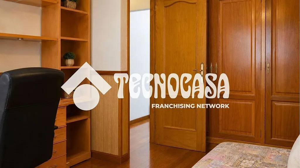 Chambres - Terraced Semi-Detached House in Taco