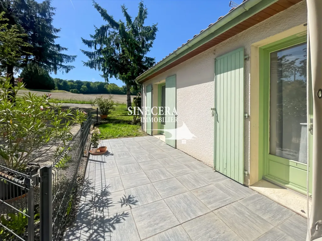 Terrasse - Maison de Caractère avec Piscine en Campagne