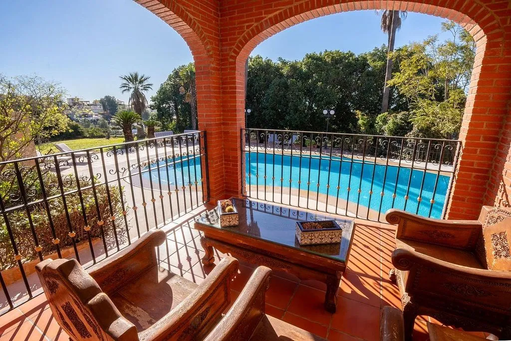 Bassein - Luxury Chalet with Pool in Alginet