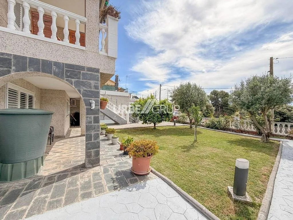 Jardin - Luxury House with Pool in Castellbisbal