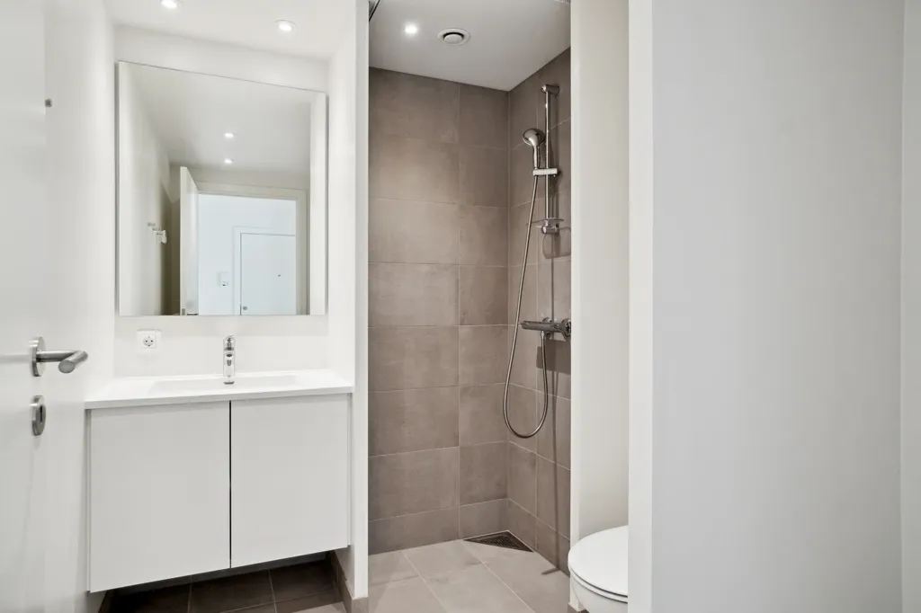 Bathrooms - Two-Bedroom Flat with Terrace in Odense S