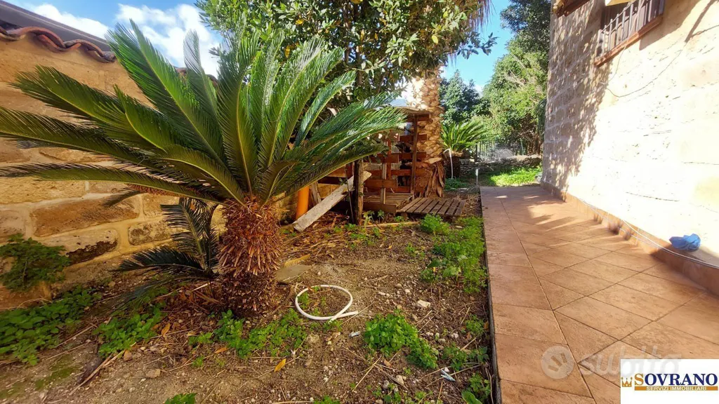 Aed - Rustic Stone Villa in Carini