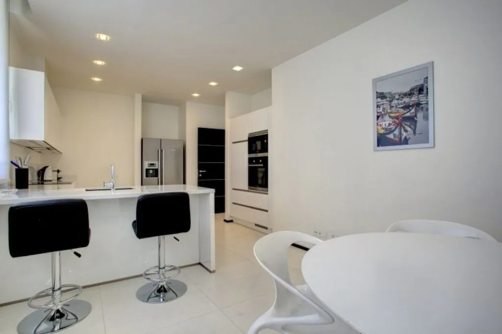 Kitchen - Semi-Detached Villa with Sea Views in Marbella