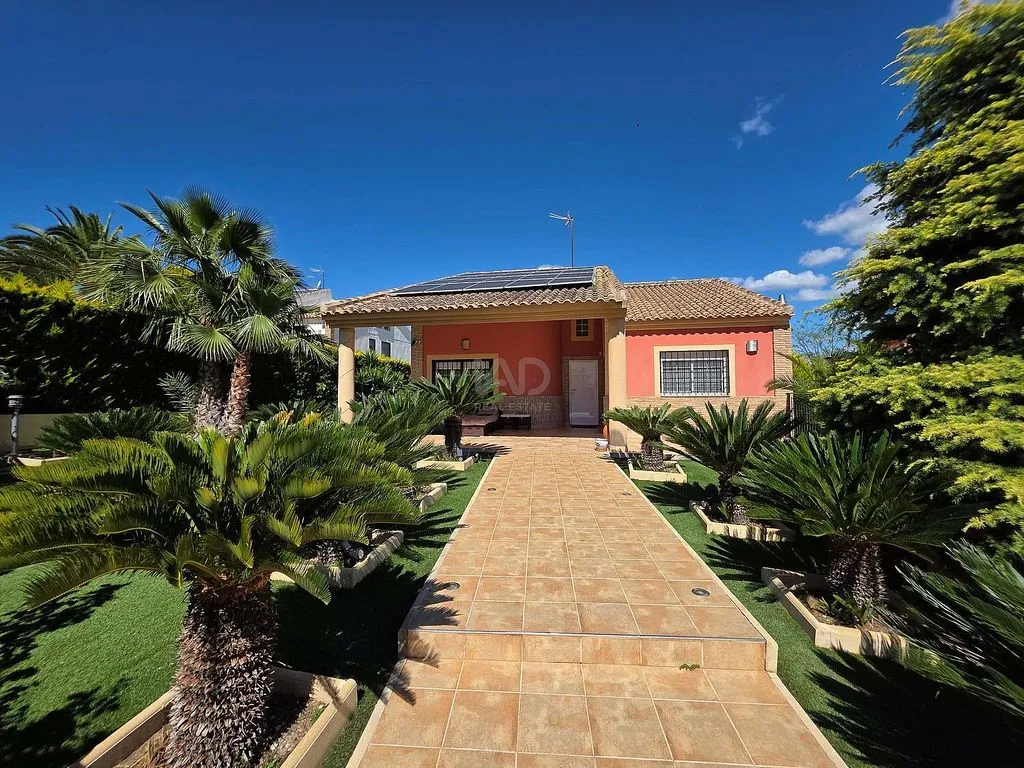Välivaade - Chalet with Spa Pool in Las Torres de Cotillas