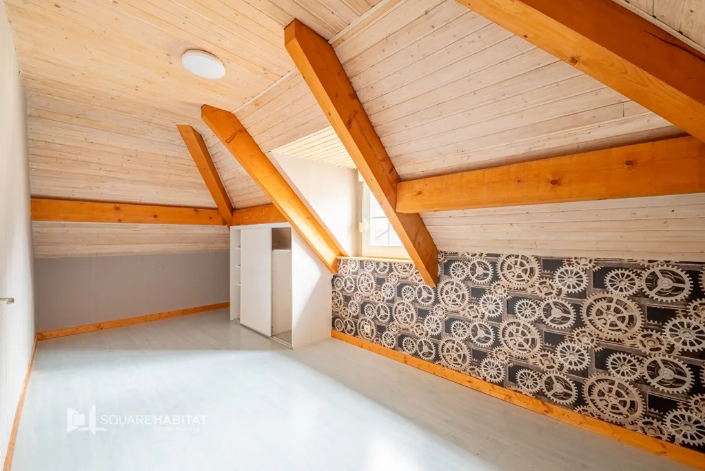 Pièces - Maison avec Terrasse à Ouhan