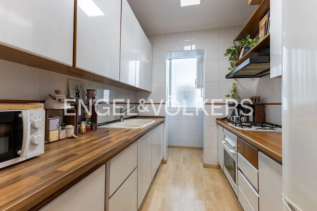 Köök - T2 Flat with Balcony in Valencia