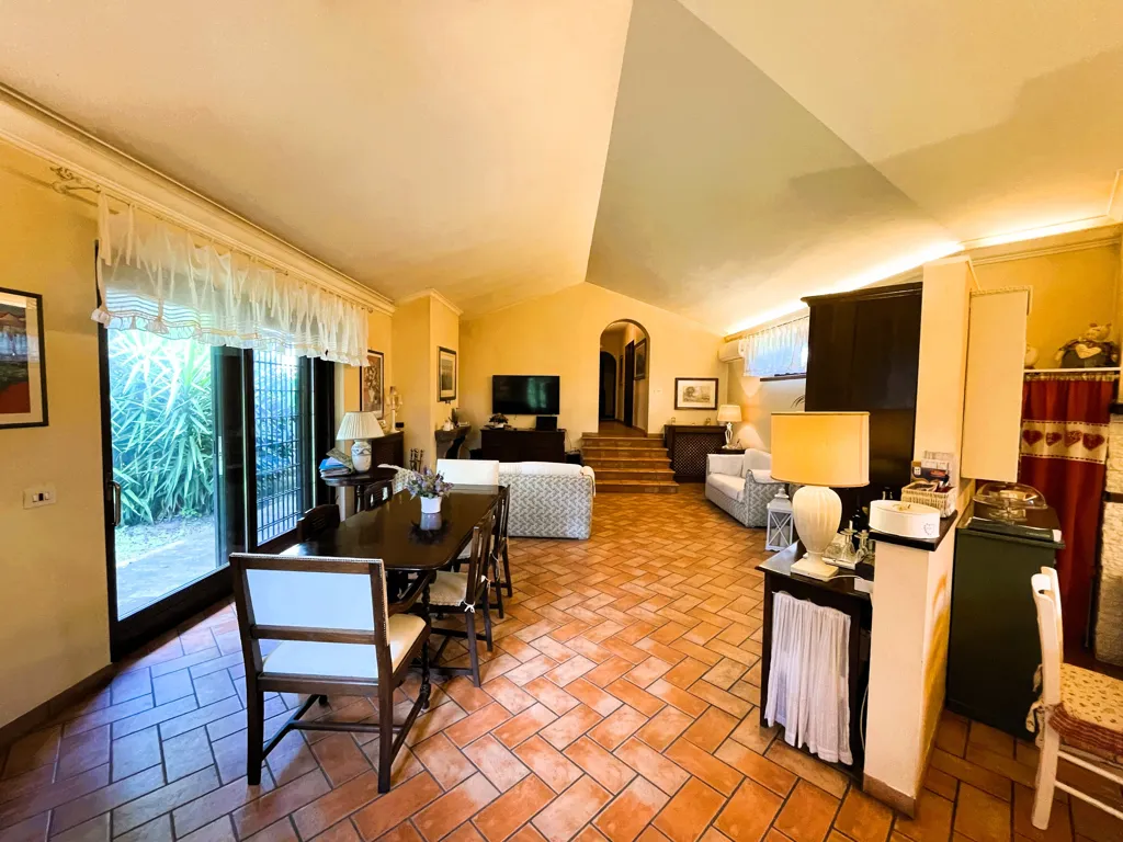 Séjour - Villa with Private Park in Campagnano di Roma