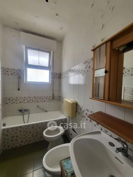 Vannitoad - Apartment with Balcony in Andria