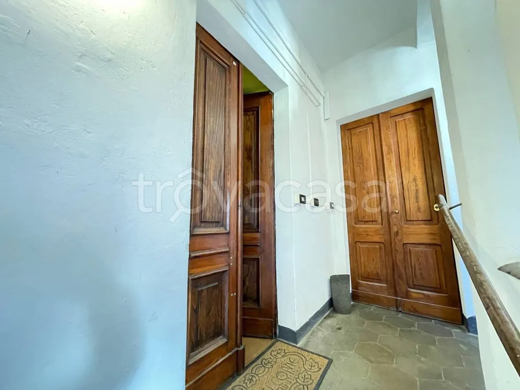 hallway_entrance