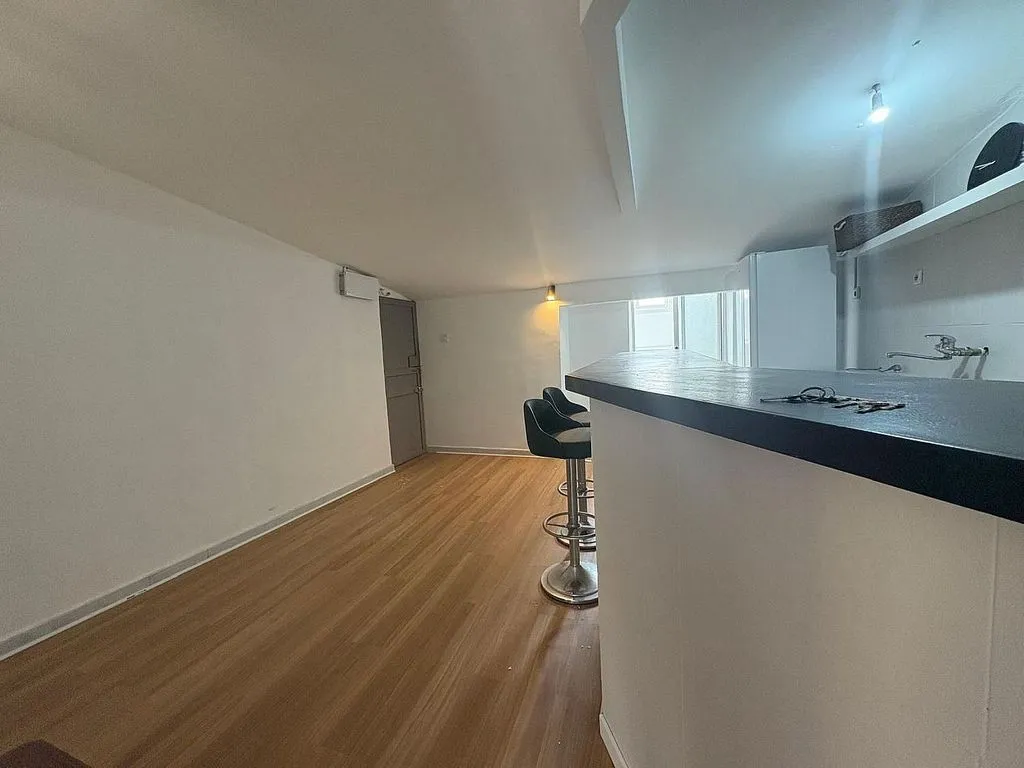 Cuisine - Furnished Flat in High-End City Centre