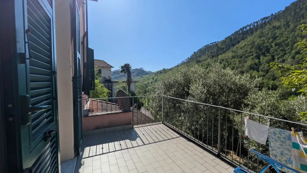 Balcon - Rustic House with Garden in Borghetto Vara