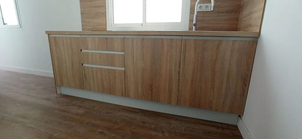 Cuisine - 1-Bedroom Flat with Terrace in City Centre