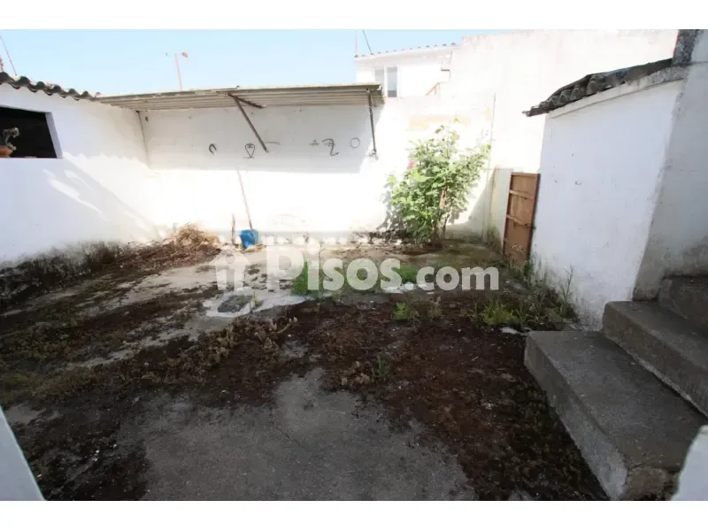Giardino - Centrally Located House with Patio in La Albuera