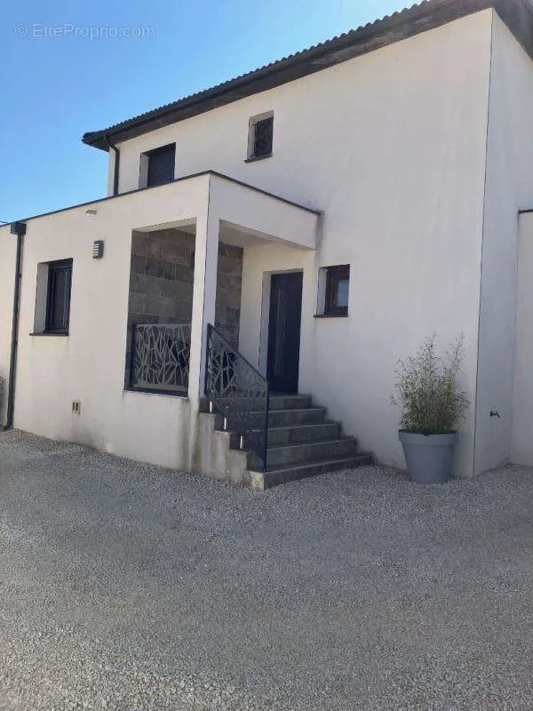 Välivaade - Modern Villa with Large Plot in Alès