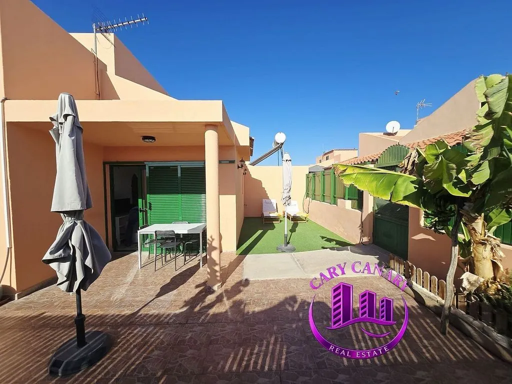 Aed - Terraced House with Pool in Sonnenland