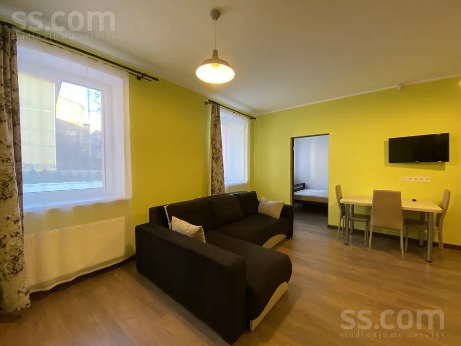 Elutuba - Two-Bedroom Flat with Video Surveillance in Riga Centre