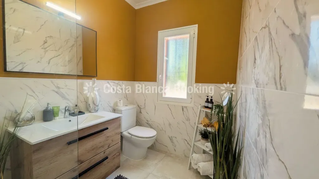 Vannitoad - Pared Villa with Pool near Albir Beach