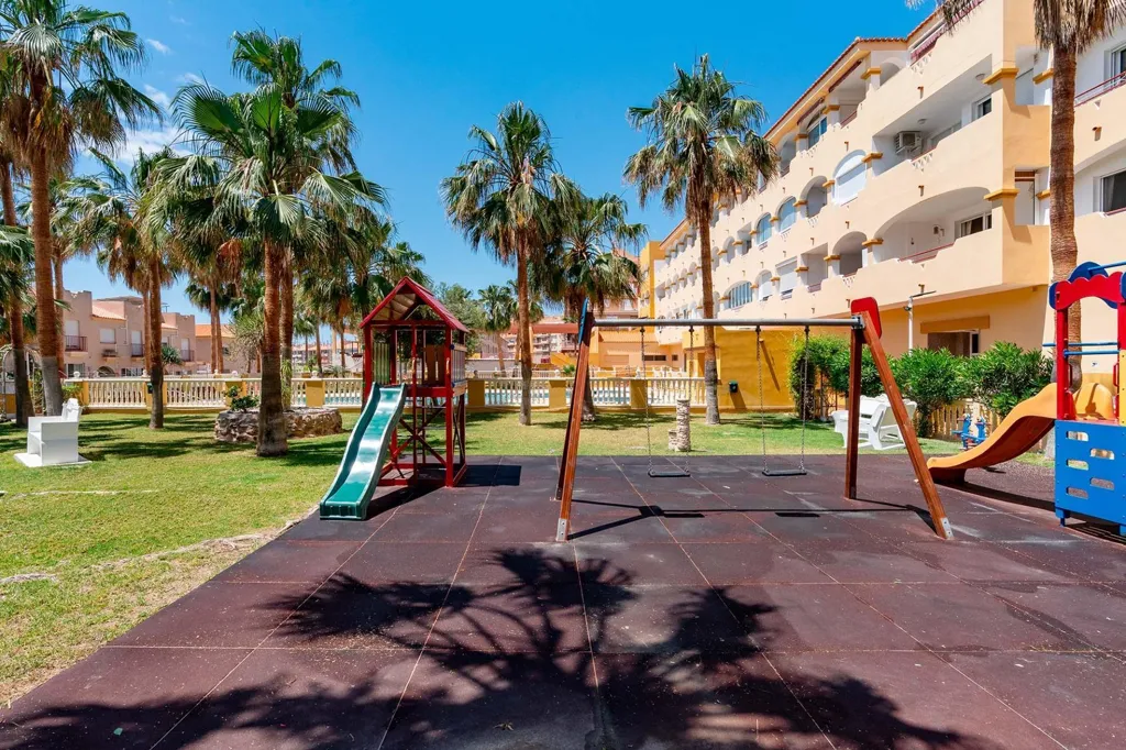 Garden - Apartment with Pool and Terrace in Almerimar