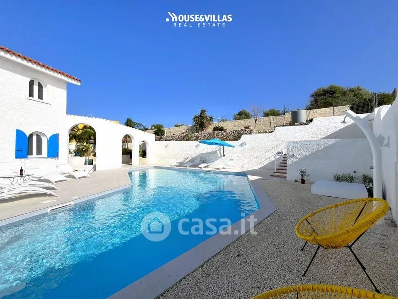 Bassein - Villa with Sea View Pool in Siracusa