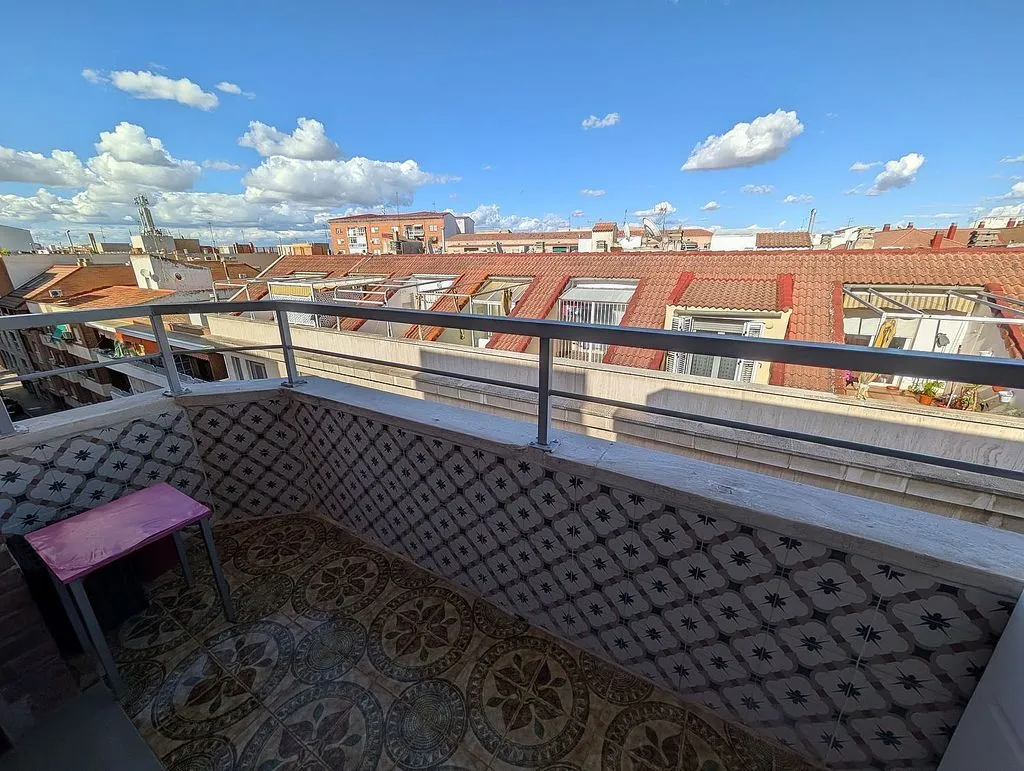 balcony
