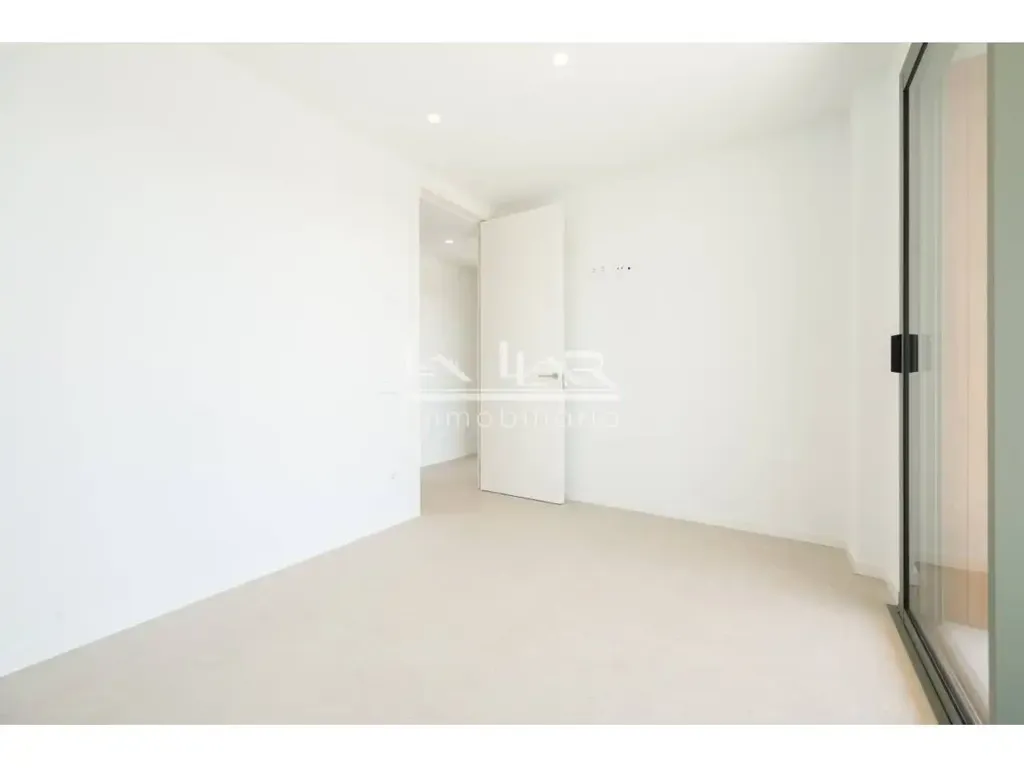 Pièces - Newly Built Flat with Terraces in Nord-El Sucre