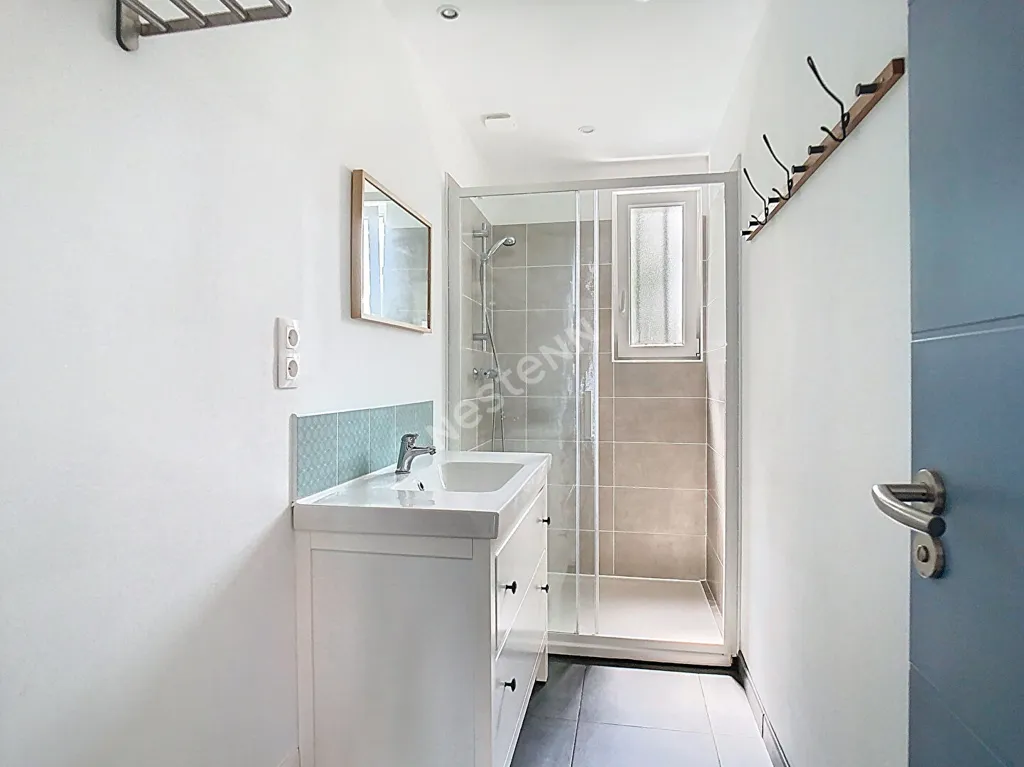 Vannitoad - Renovated House with Garden in Saint-Herblain