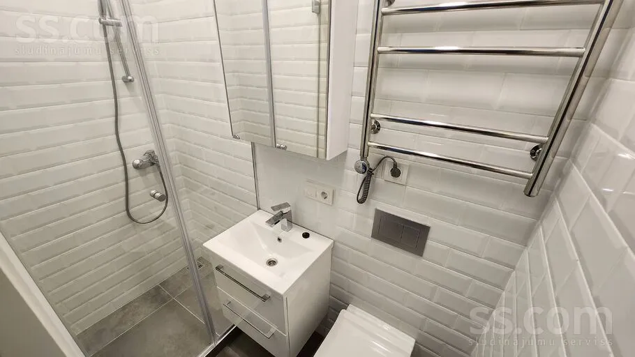 Bagni - Renovated Apartment with Garden in Riga Centre