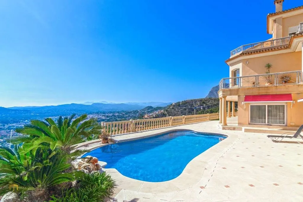 Piscina - Luxury Villa with Sea Views in Jávea