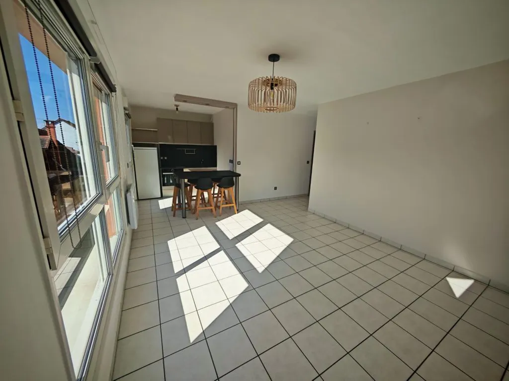 Köök - Renovated 2-Bedroom Apartment in Rumilly