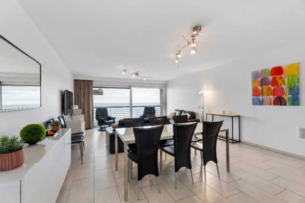 Sala da pranzo - Light-Filled Apartment with Sea View in Digue Centre