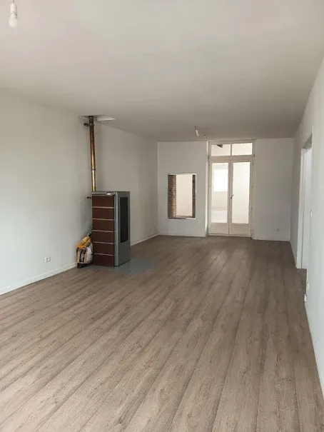 Elutuba - Apartment with City Centre Proximity in Reims