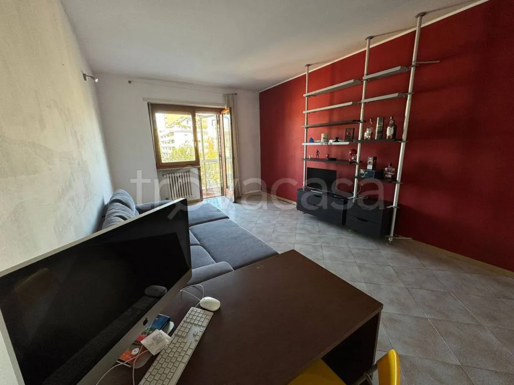 Living Room - Bright Apartment with Balcony in Turin