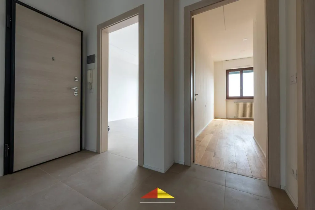 Esik - Rustic Apartment with Panoramic View in Verzuolo