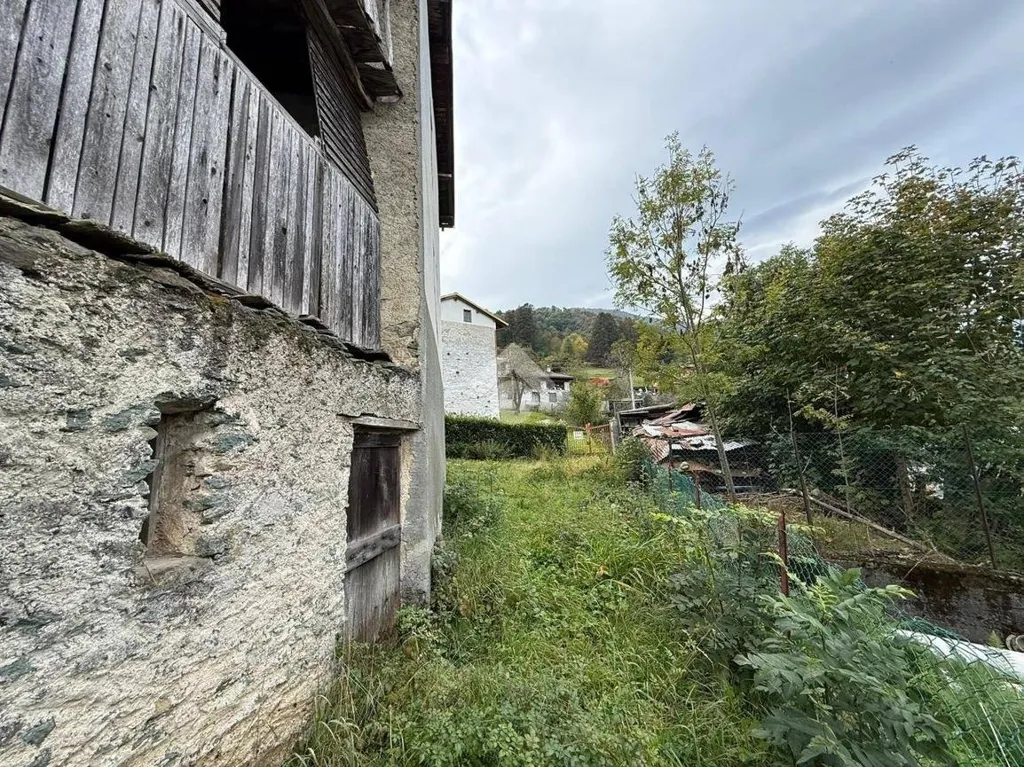 Jardin - Rustic House with Garden in Viù